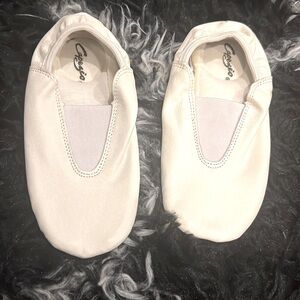White gymnastics flats